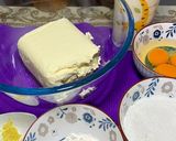 Foto langkah ke 1 dari resep Basque burnt cheesecake.