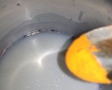 A picture of step 2 of Golden milk.