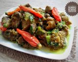 Foto langkah ke 4 dari resep Ati Ampela Bumbu Kuning ala Indi.