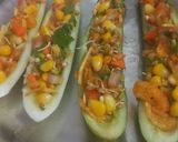 कुकुम्बर बोट भेल चाट (Cucumber Boat Bhel Chaat recipe in hindi) रेसिपी चरण 3 फोटो