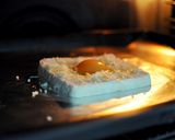 Foto del paso 6 de la receta: Tostada con huevo y queso