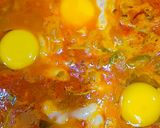 கருவாட்டு முட்டை குழம்பு(karuvattu muttai kulambu recipe in tamil) ரெசிபி ஸ்டேப் 5 புகைப்படம்