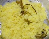 Gambar langkah 3 resipi Pulut kuning.