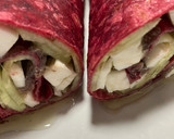 Foto del paso 5 de la receta: Wrap de remolacha con queso fresco, alficoz y anchoas