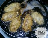 A picture of step 5 of Minced meat on a stick.
