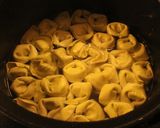 Foto del paso 4 de la receta: Tortelinis a la "Academia"