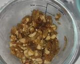Foto langkah ke 4 dari resep MPASI 1thn+ Ayam cincang tumis kecap.