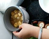 Foto langkah ke 2 dari resep Cilok ayam berkuah.