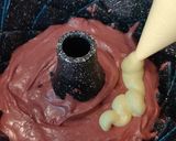 Foto langkah ke 7 dari resep 206. Choco Cheese Butter Cake.