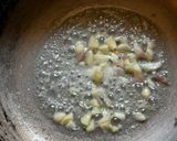 A picture of step 3 of Red Pasta with Cheese and Basil.