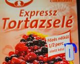 GM piskóta mascarpone krémmel és szederrel recept fázis 4 fotója