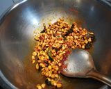 A picture of step 2 of Sweet corn chat 😋😋.