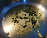 Foto del paso 1 de la receta: Merluza a la marinera