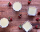 Foto langkah ke 2 dari resep Strawberry Panacota 🍓.