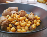 Foto del paso 9 de la receta: Garbanzos con butifarra y cogumelos