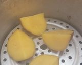 Foto langkah ke 1 dari resep Donat Kentang.