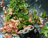 Foto langkah ke 1 dari resep Pizza Nasi Topping Bayam.