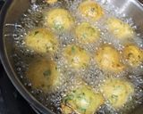 કરકરા લોટ ના ગોટા રેસીપી સ્ટેપ4ફોટો