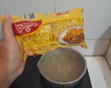 Foto langkah ke 1 dari resep Martabak Mie Telur.