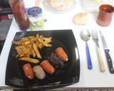 Foto del paso 6 de la receta: Embutidos variados con patatas fritas