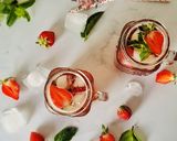 Une image de l'étape 7 de The glace a la menthe et a la fraise.