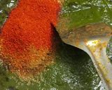 A picture of step 6 of Palak Mushroom.