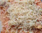 Foto langkah ke 8 dari resep Pizza Roti Tawar.