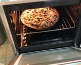 صورة لخطوة 7 من وصفة البيتزا الدجاج مع الفلفل البارد وزيتون وفطر 🍕🍕🍕😋