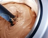 Une image de l'étape 3 de Glace aux snickers sans œufs 🤤.