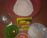Foto langkah ke 1 dari resep Donat Lembut home made.