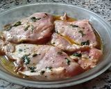 Foto del paso 1 de la receta: Pollo con limas y cilantro a la parrilla