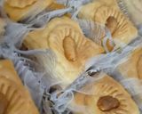 A picture of step 2 of Baklava with Peanuts.