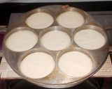 Foto langkah ke 5 dari resep Kue Pukis bulat.