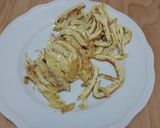 Pas rețetă Tagliatelle din omletă cu varză roșie și morcov 8 fotografie