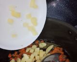 A picture of step 3 of Nav Ratan Pulao.