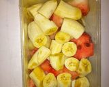 A picture of step 4 of Trio Fruit smoothie.