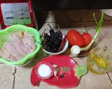 Foto del paso 1 de la receta: Fajitas de pollo picantes en salsa chile morita y chile de árbol