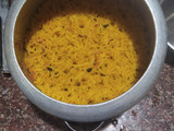 વઘારેલી ખીચડી (Vaghareli Khichdi Recipe In Gujarati)