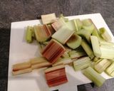 Une image de l'étape 2 de Bonbons de rhubarbe confite.