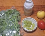 Foto del paso 1 de la receta: Ensalada de verdolagas con fruta