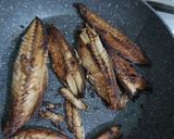 Foto langkah ke 2 dari resep 155 》Oseng Ikan Asap Cabai Ijo Ala Lamongan-Asli Bikin Nagih 😋.