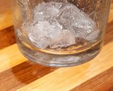 A picture of step 1 of Sunrise cocktail.