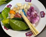 Foto langkah ke 1 dari resep Ayam Gulai Padang.
