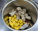 花旗蔘栗子排骨湯(簡單料理)的食譜步驟4照片