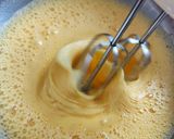 Foto del passaggio 2 della ricetta Rotolo di panna e fragole