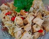 Foto langkah ke 5 dari resep Tumis Tahu & Tauge.