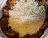 A picture of step 1 of Eggplant Maqluba.