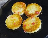 A picture of step 3 of Shahi Gajar Pak sandwich.