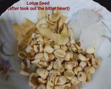 Hình bước làm 2 của món Chè Đậu Đỏ Hạt Sen (kiểu Hoa)/ Hong Dou Sha