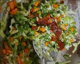 शेजवान फ्राइड राइस रेसिपी (schezwan fried rice recipe in marathi) रेसिपी स्टेप 3 फोटो 